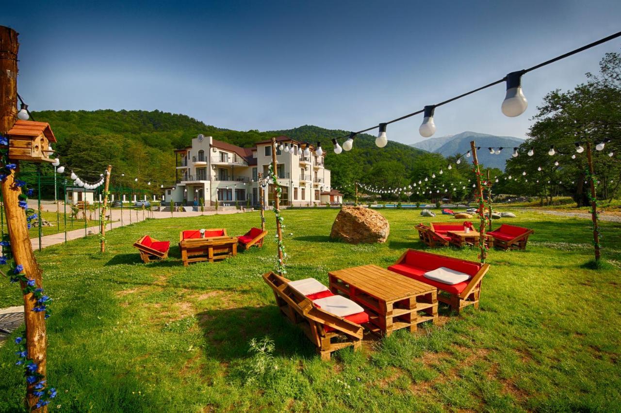 Sviana Resort เทลาวี ภายนอก รูปภาพ
