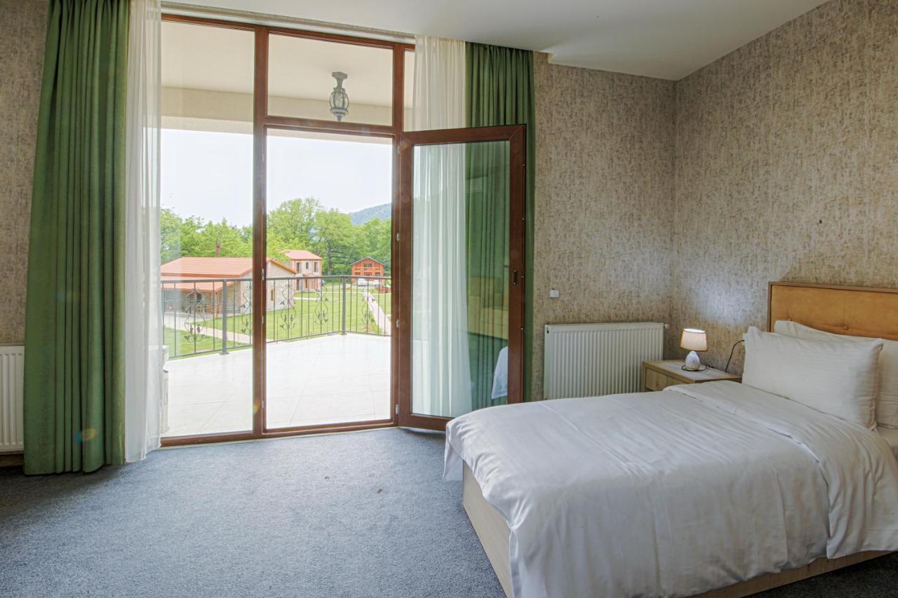 Sviana Resort เทลาวี ภายนอก รูปภาพ