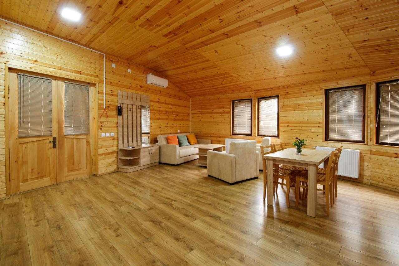 Sviana Resort เทลาวี ภายนอก รูปภาพ